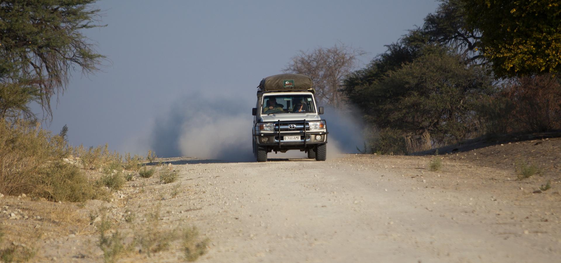 Botswana 4x4 Offroad-Adventure Offroadtour im 4x4 Fahrzeug durch Botswana und Namibia